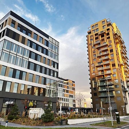 Ein Park Apartment With Free Parking บราติสลาวา ภายนอก รูปภาพ